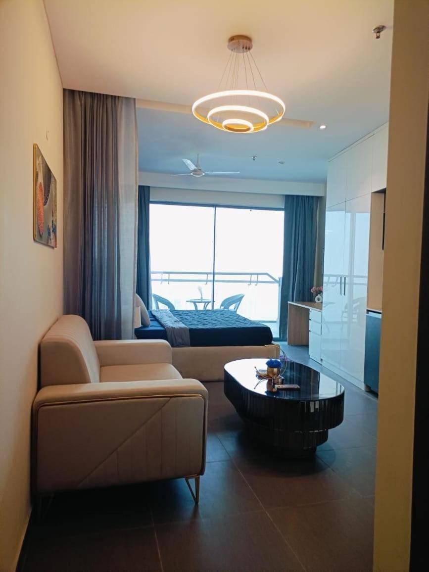 Luxurious With View With The Lockwoods *